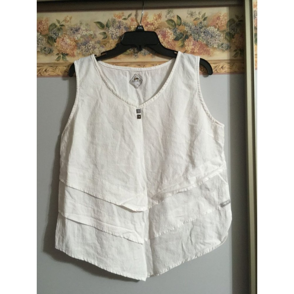 Blanc du Nil T4 Large White Classic Beach Travel Lagenlook Sleeveless Top